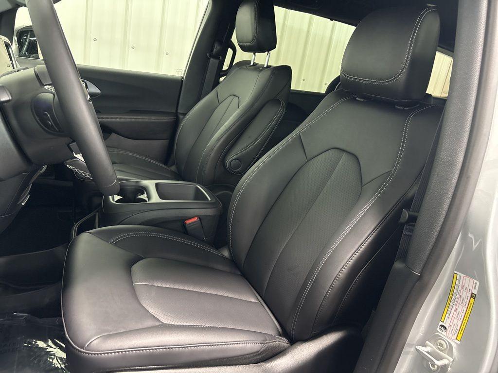 new 2026 Chrysler Pacifica car, priced at $47,359