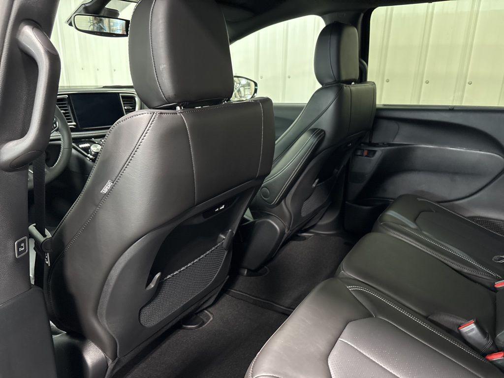 new 2026 Chrysler Pacifica car, priced at $45,568