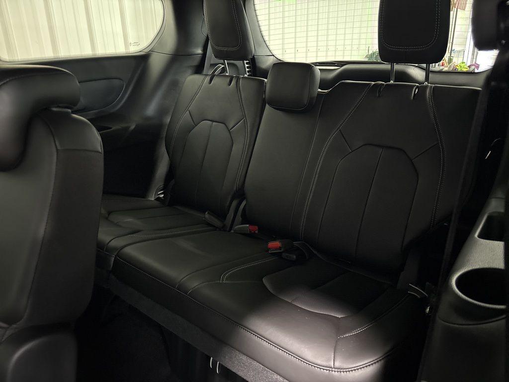 new 2026 Chrysler Pacifica car, priced at $45,568