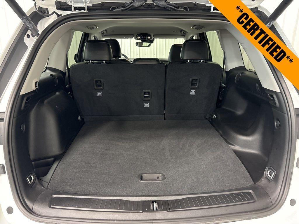 used 2023 Jeep Grand Cherokee car, priced at $34,499