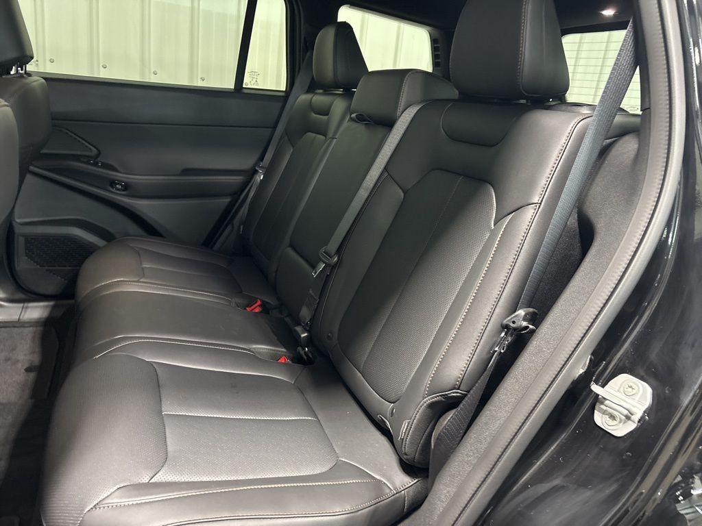 new 2026 Jeep Cherokee car, priced at $41,931