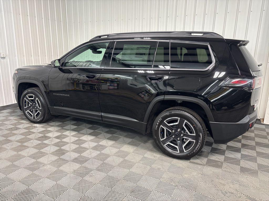 new 2026 Jeep Cherokee car, priced at $41,931