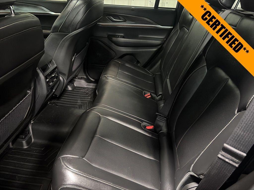 used 2025 Jeep Grand Cherokee car, priced at $41,499