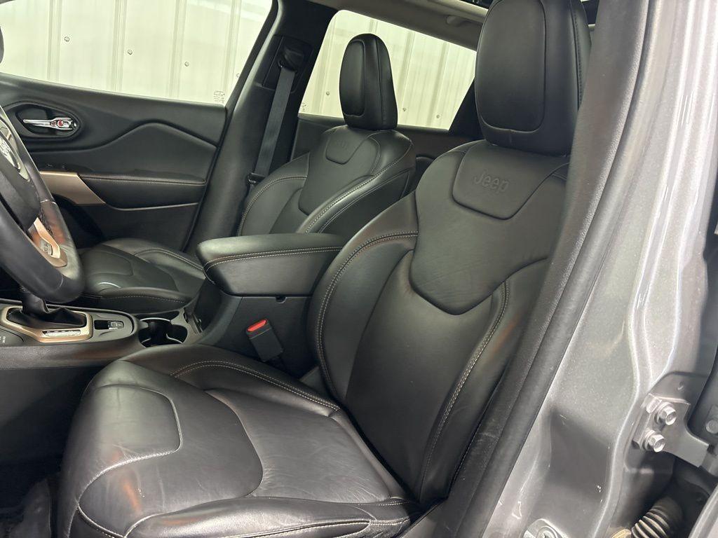 used 2018 Jeep Cherokee car, priced at $18,499