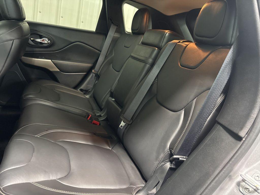 used 2018 Jeep Cherokee car, priced at $18,499