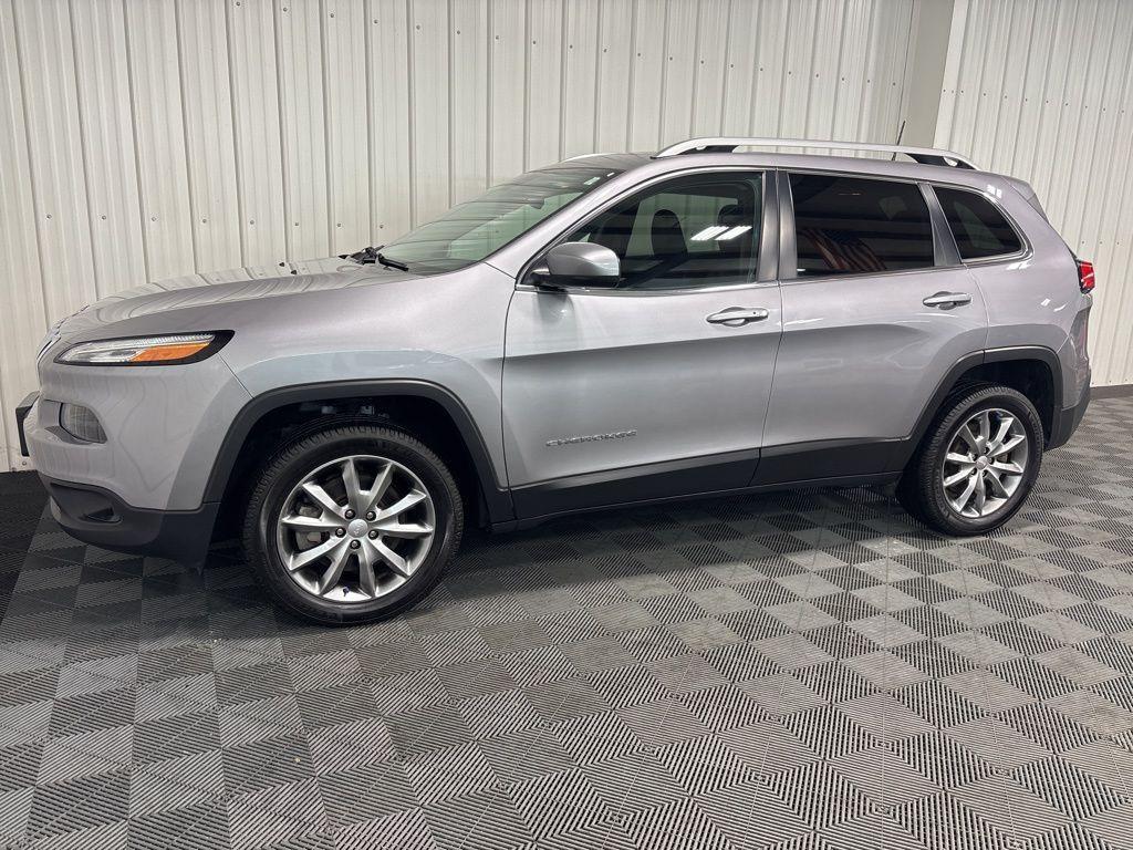 used 2018 Jeep Cherokee car, priced at $18,499