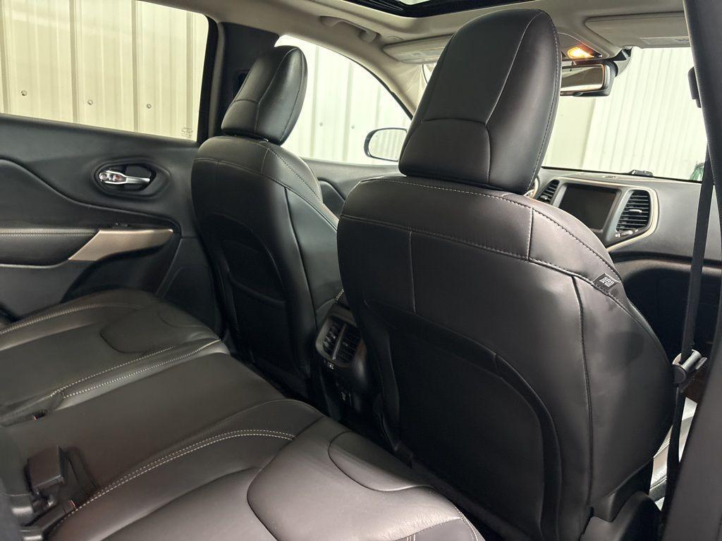 used 2018 Jeep Cherokee car, priced at $18,499