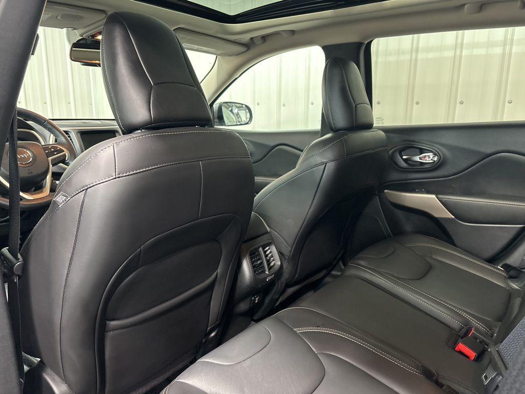 used 2018 Jeep Cherokee car, priced at $18,499