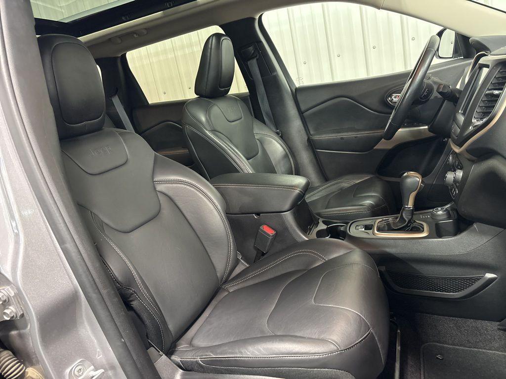 used 2018 Jeep Cherokee car, priced at $18,499