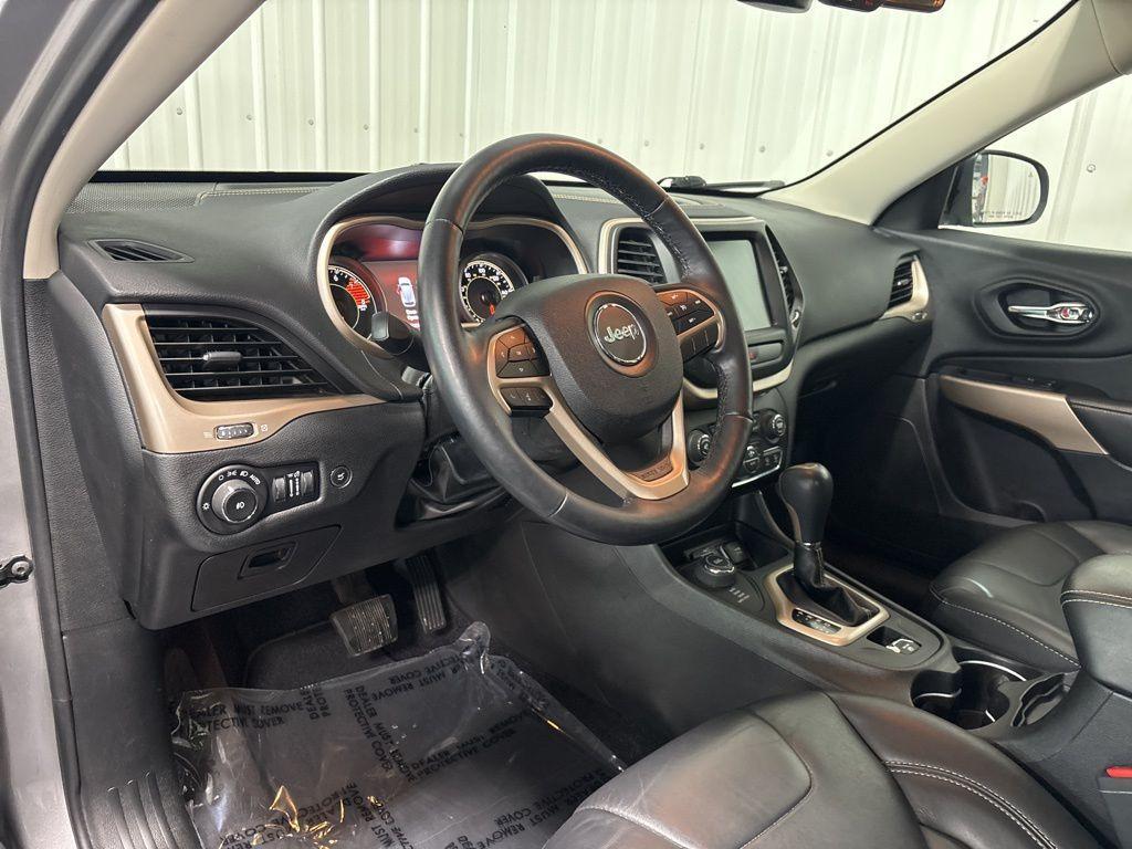 used 2018 Jeep Cherokee car, priced at $18,499