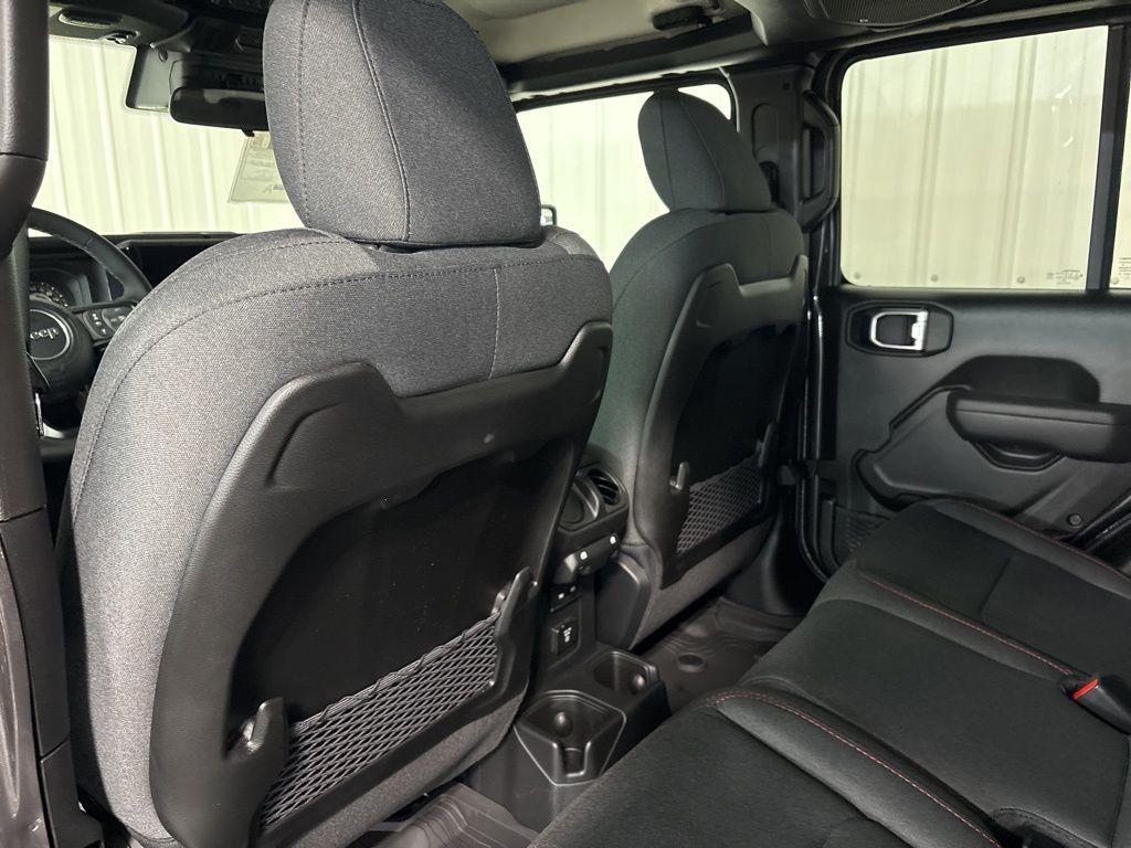 new 2025 Jeep Gladiator car, priced at $57,705