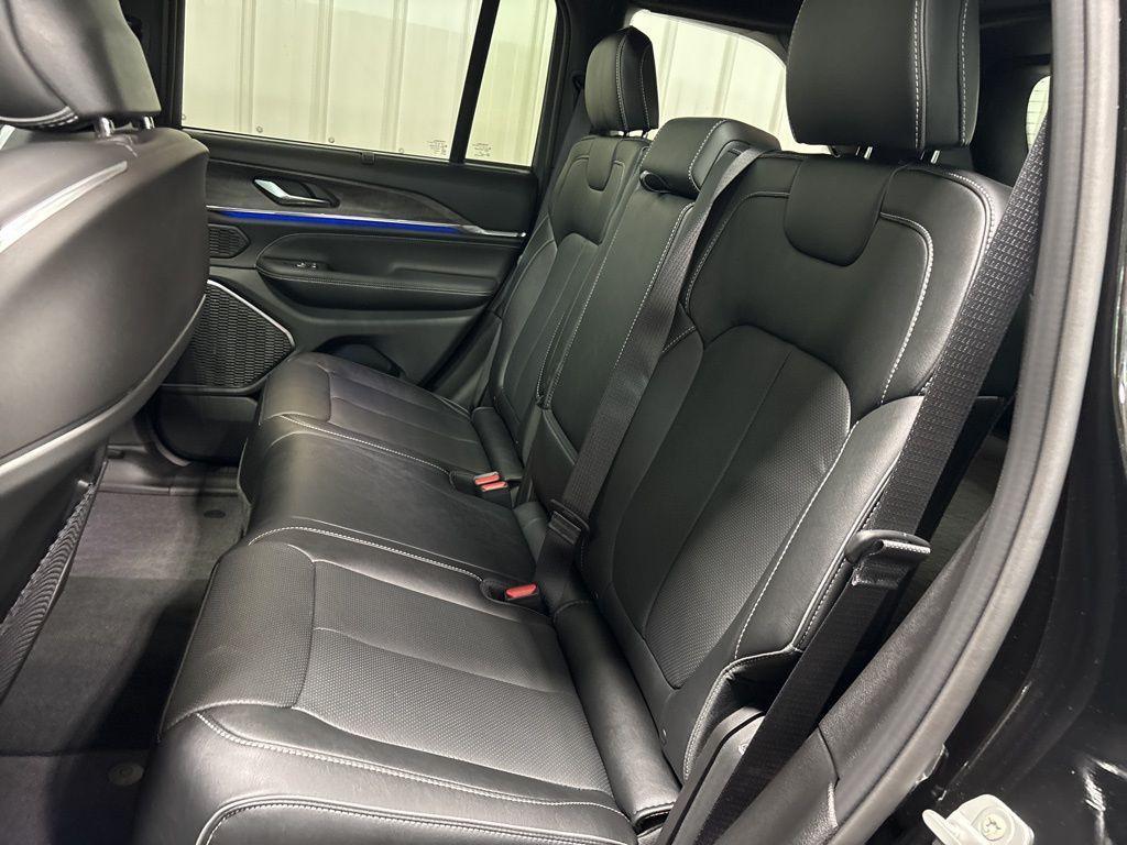 new 2025 Jeep Grand Cherokee car, priced at $62,493