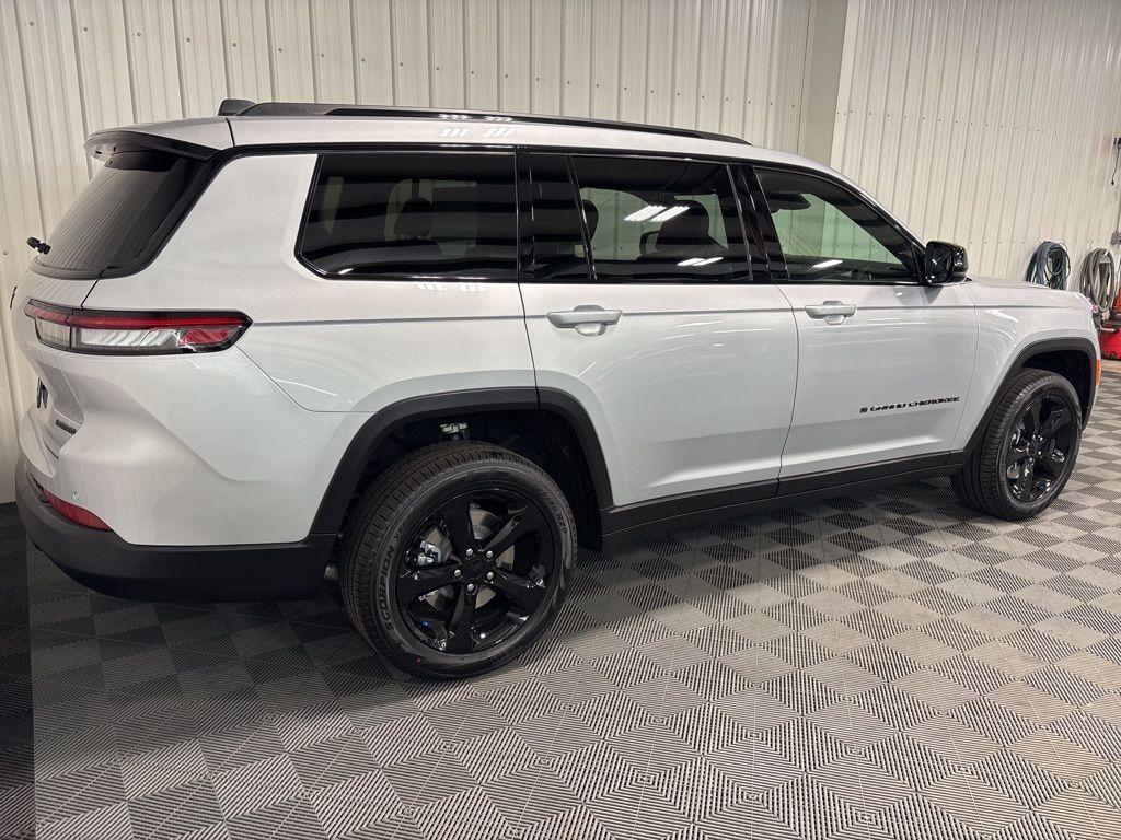 new 2025 Jeep Grand Cherokee L car, priced at $51,255