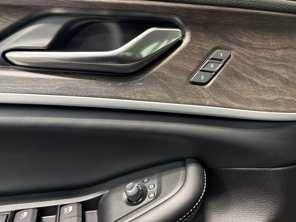 new 2026 Jeep Grand Cherokee L car, priced at $51,972