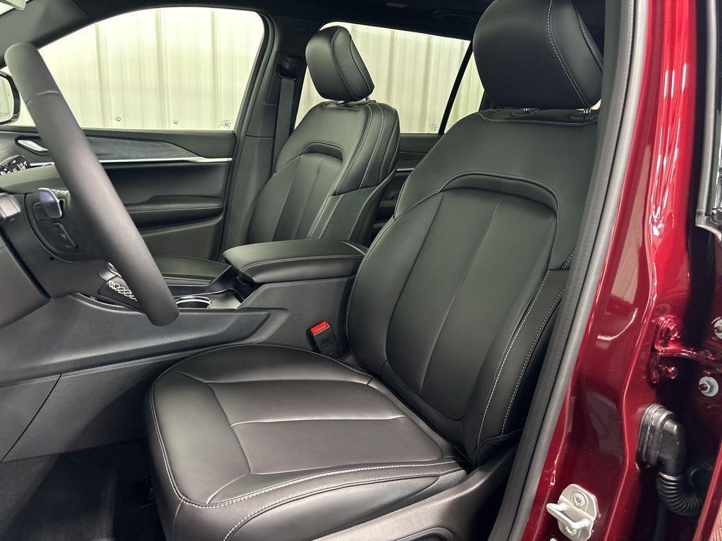 new 2026 Jeep Grand Cherokee L car, priced at $51,972