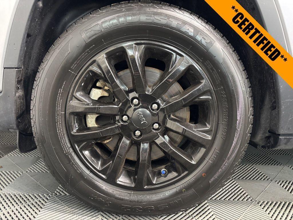 used 2021 Jeep Cherokee car, priced at $22,499