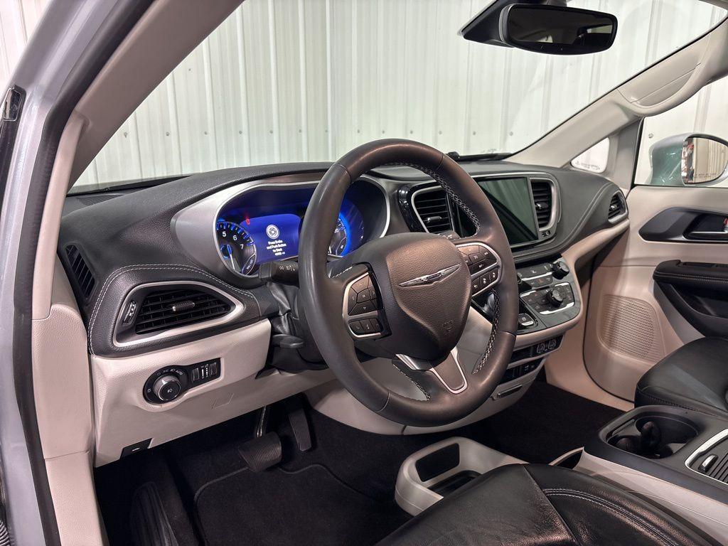 used 2022 Chrysler Pacifica car, priced at $29,999