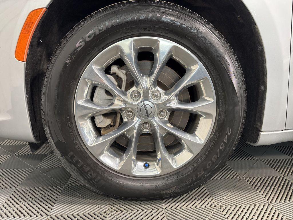 used 2022 Chrysler Pacifica car, priced at $29,999