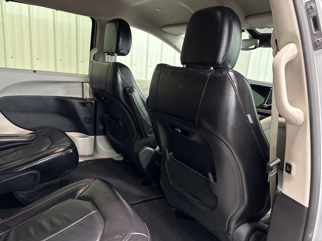used 2022 Chrysler Pacifica car, priced at $29,999