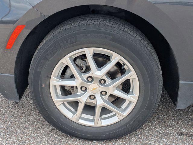 used 2022 Chevrolet Equinox car, priced at $18,392