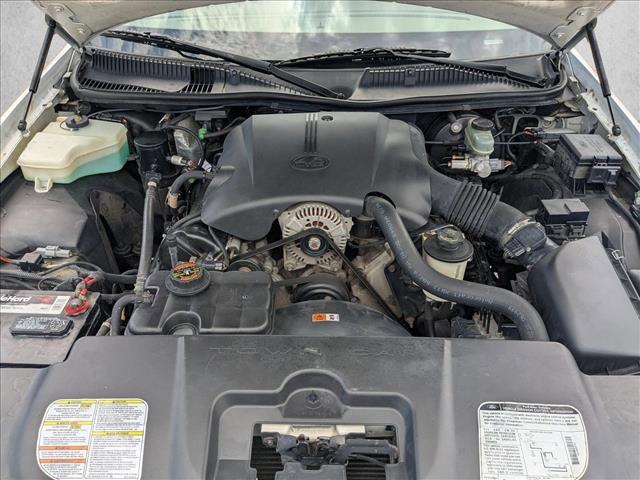 used 2000 Lincoln Town Car car, priced at $7,991