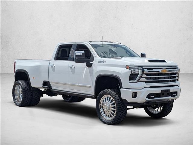 new 2026 Chevrolet Silverado 3500 car, priced at $114,573