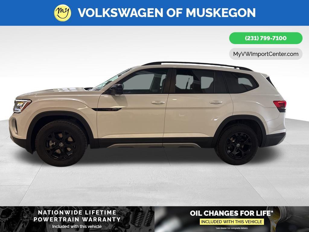 new 2026 Volkswagen Atlas car, priced at $48,573