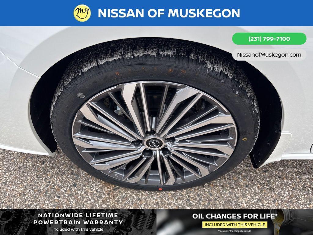 new 2025 Nissan Altima car, priced at $32,139