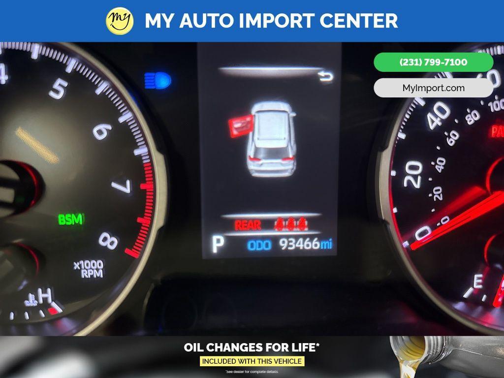 used 2022 Toyota RAV4 car, priced at $25,581