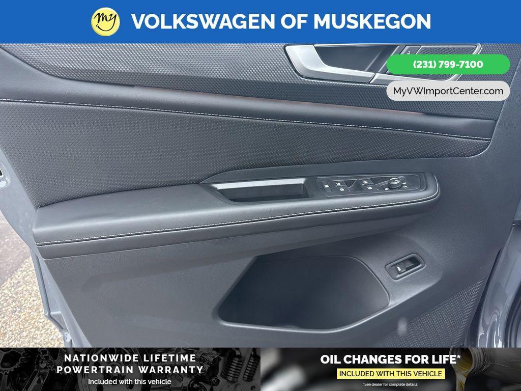 new 2026 Volkswagen Atlas Cross Sport car, priced at $56,936