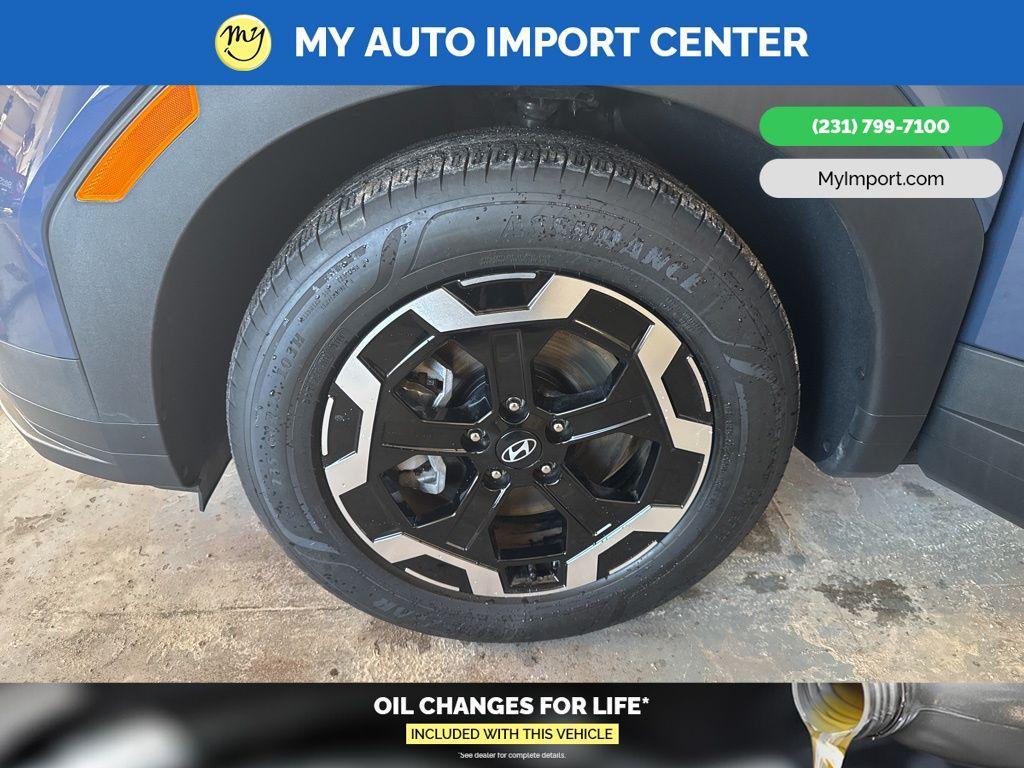 used 2025 Hyundai Santa Fe car, priced at $31,681