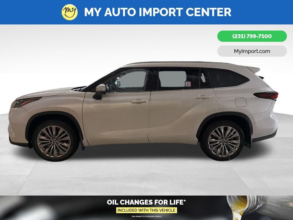 used 2024 Toyota Highlander car, priced at $46,983