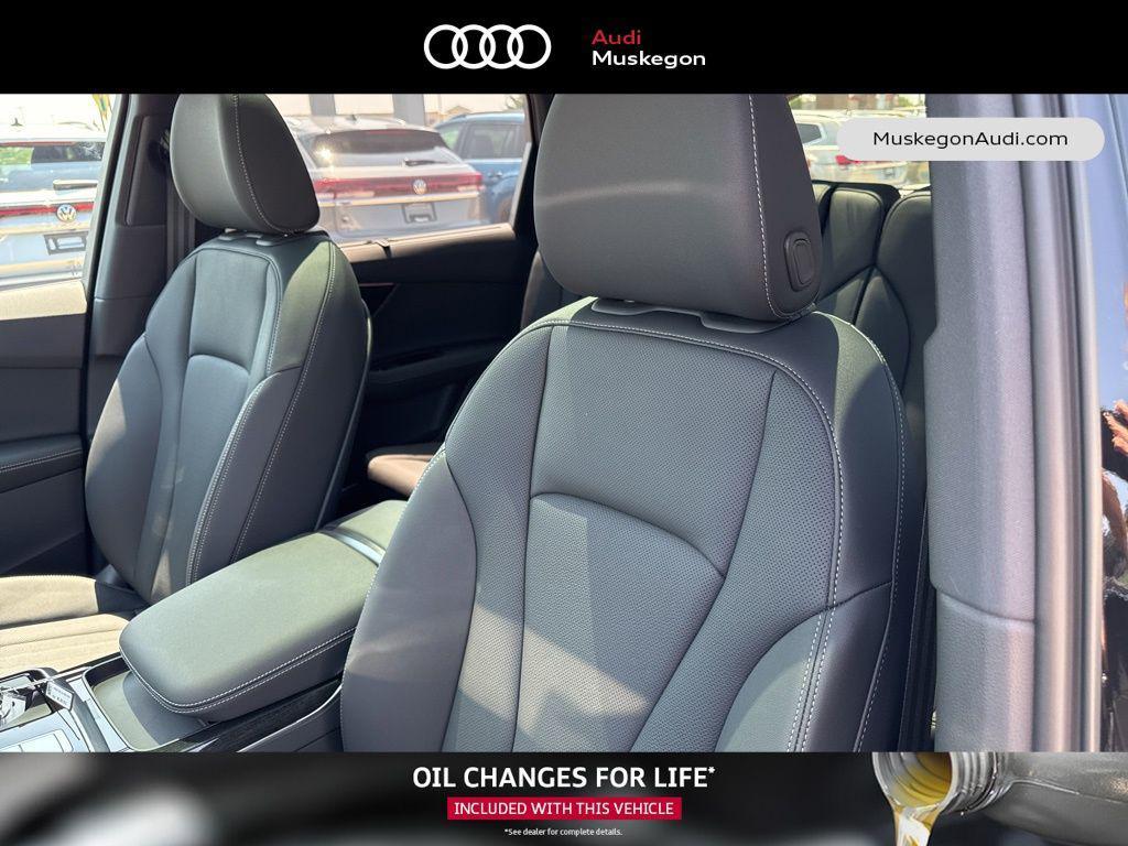 new 2025 Audi Q7 car, priced at $72,249
