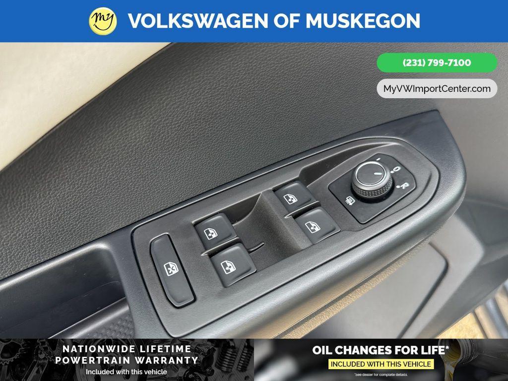 new 2026 Volkswagen Taos car, priced at $35,001