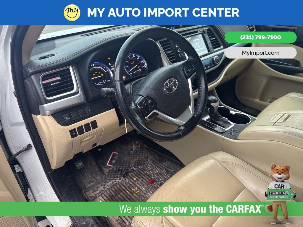used 2018 Toyota Highlander Hybrid car, priced at $21,380
