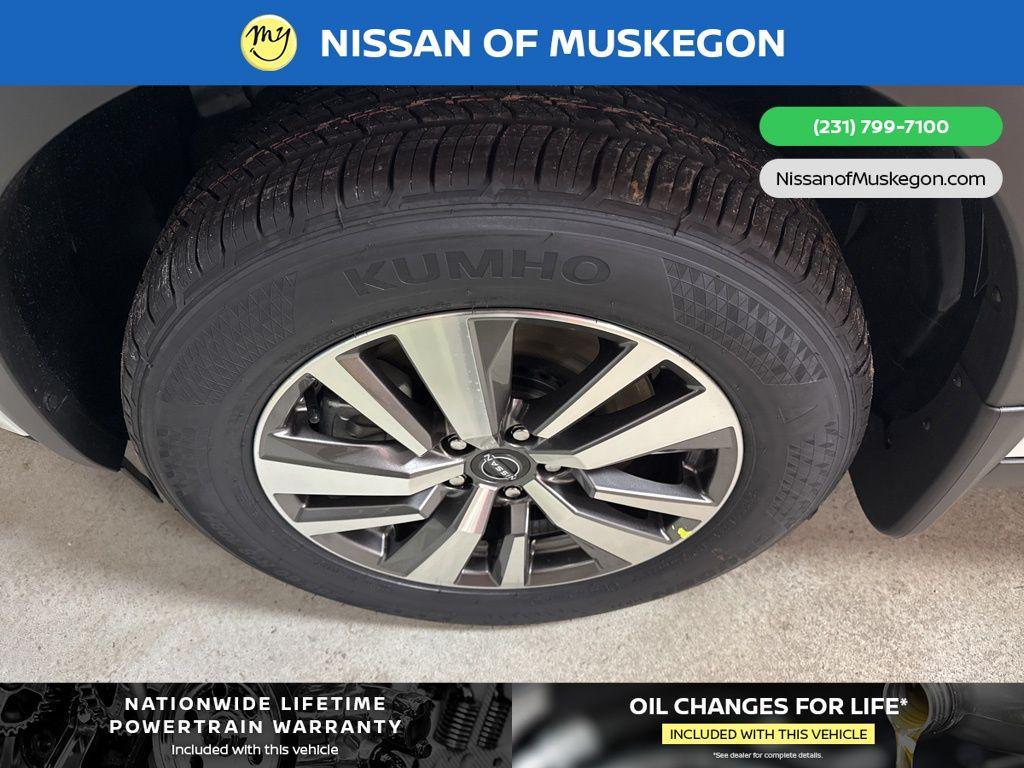 new 2025 Nissan Pathfinder car, priced at $41,310