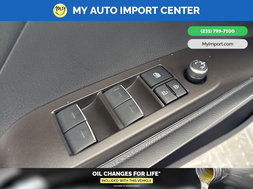 used 2023 Toyota Camry Hybrid car, priced at $24,284