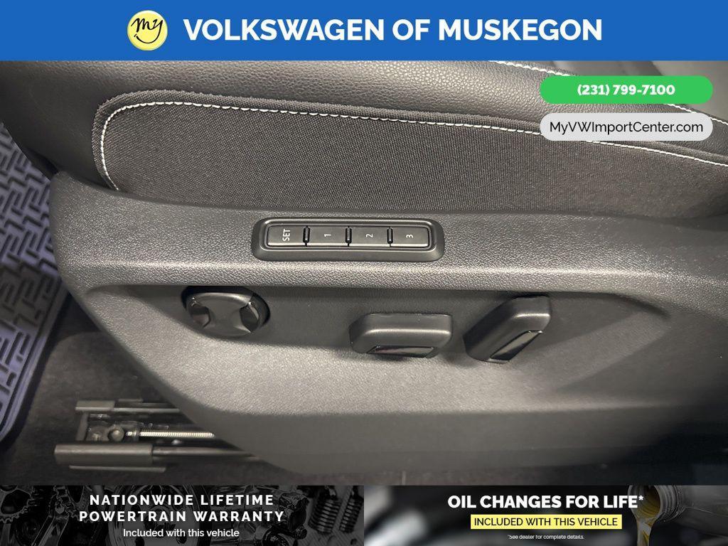 new 2026 Volkswagen Atlas car, priced at $49,788