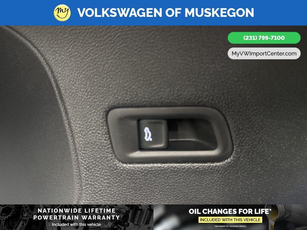 new 2026 Volkswagen Atlas car, priced at $49,788