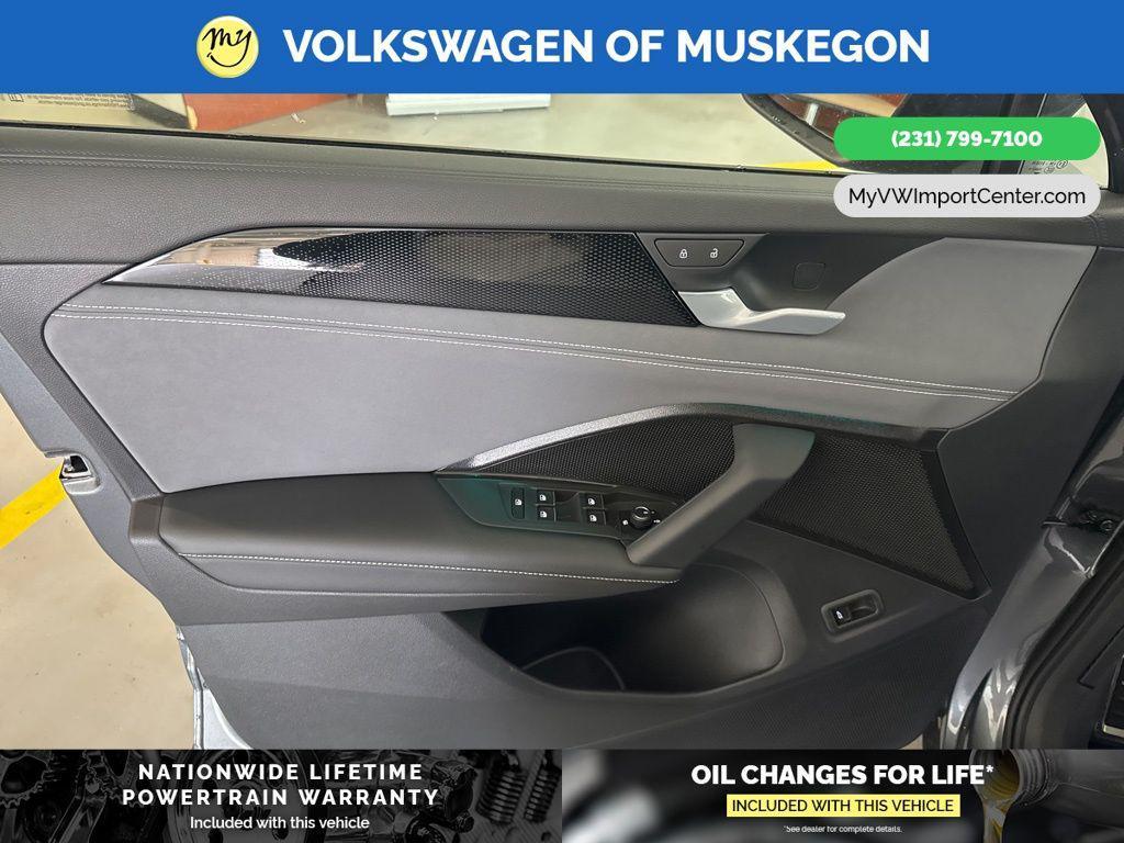 new 2026 Volkswagen Tiguan car, priced at $40,337