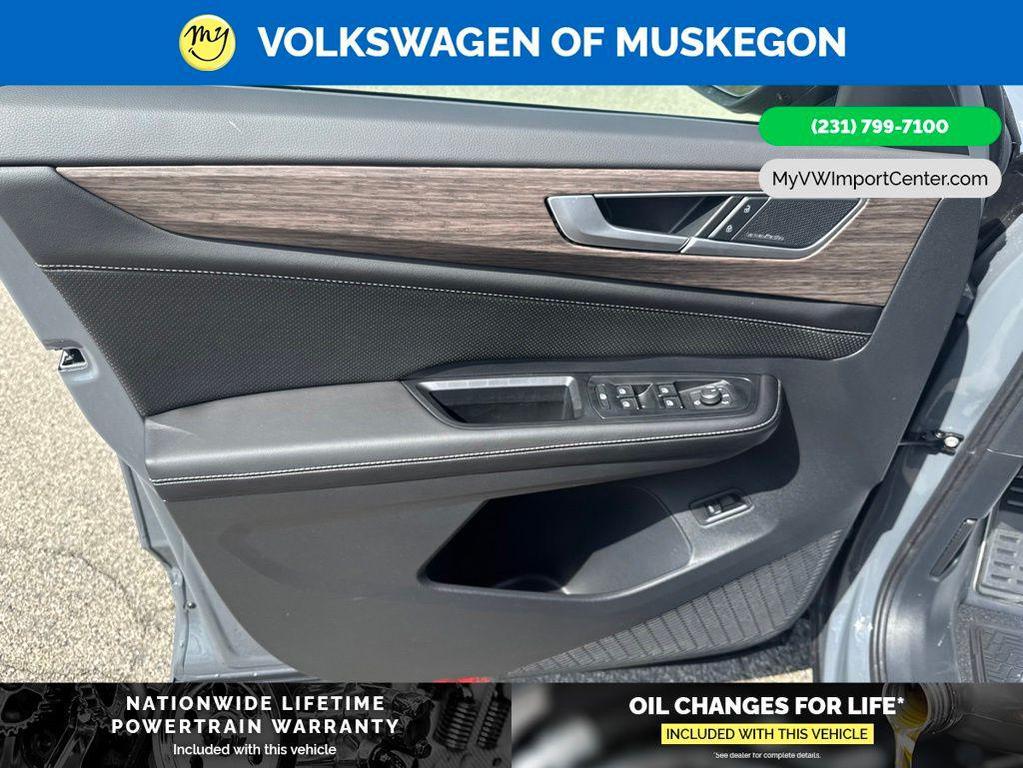 new 2026 Volkswagen Atlas car, priced at $54,203