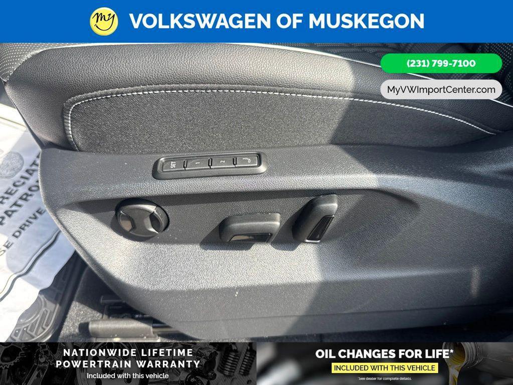 new 2026 Volkswagen Atlas car, priced at $54,203