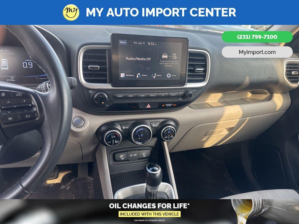 used 2025 Hyundai Venue car