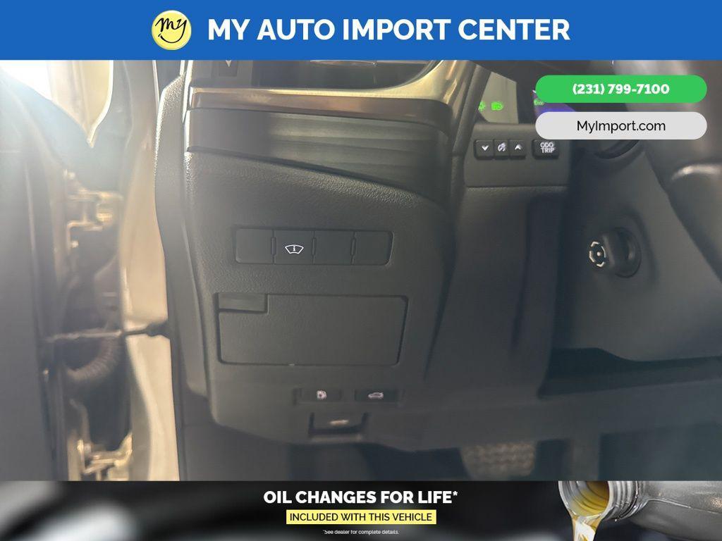 used 2019 Lexus ES 350 car, priced at $30,282