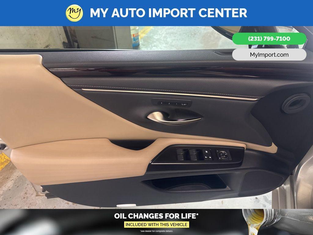 used 2019 Lexus ES 350 car, priced at $30,282