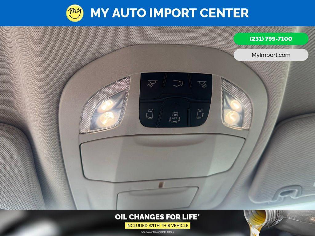 used 2023 Chrysler Pacifica car, priced at $23,480