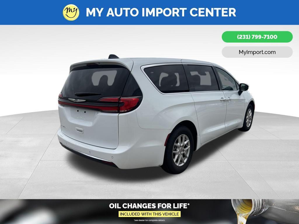 used 2023 Chrysler Pacifica car, priced at $23,480