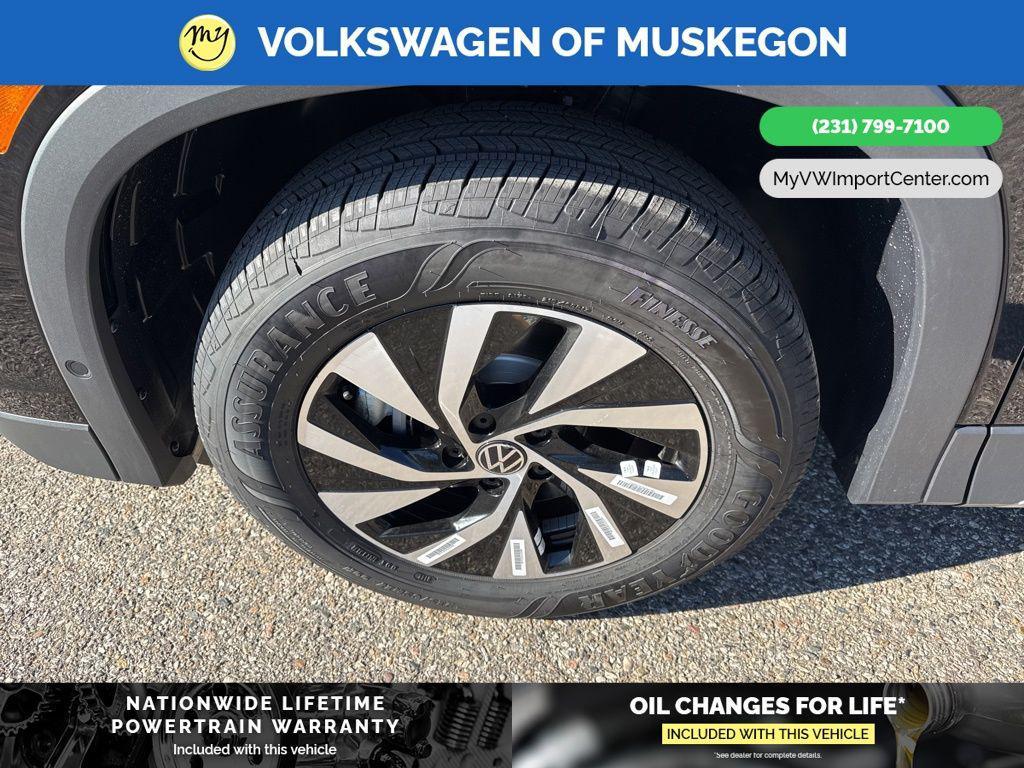 new 2026 Volkswagen Tiguan car, priced at $34,492