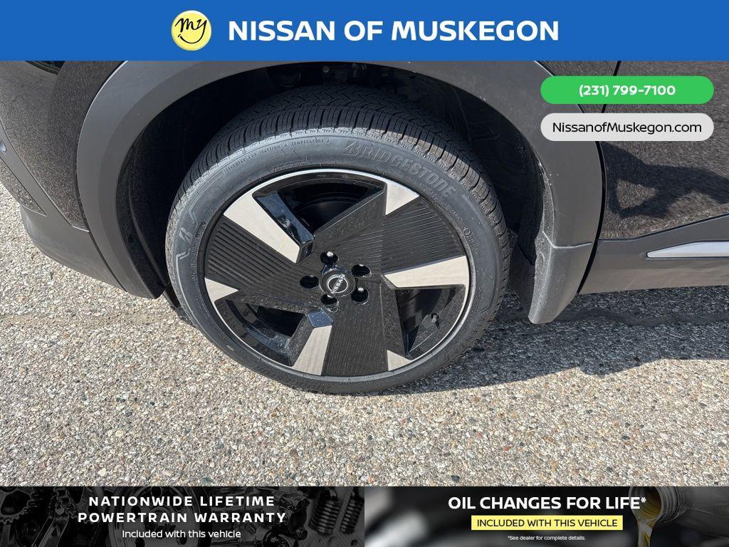 new 2025 Nissan Kicks car, priced at $27,787