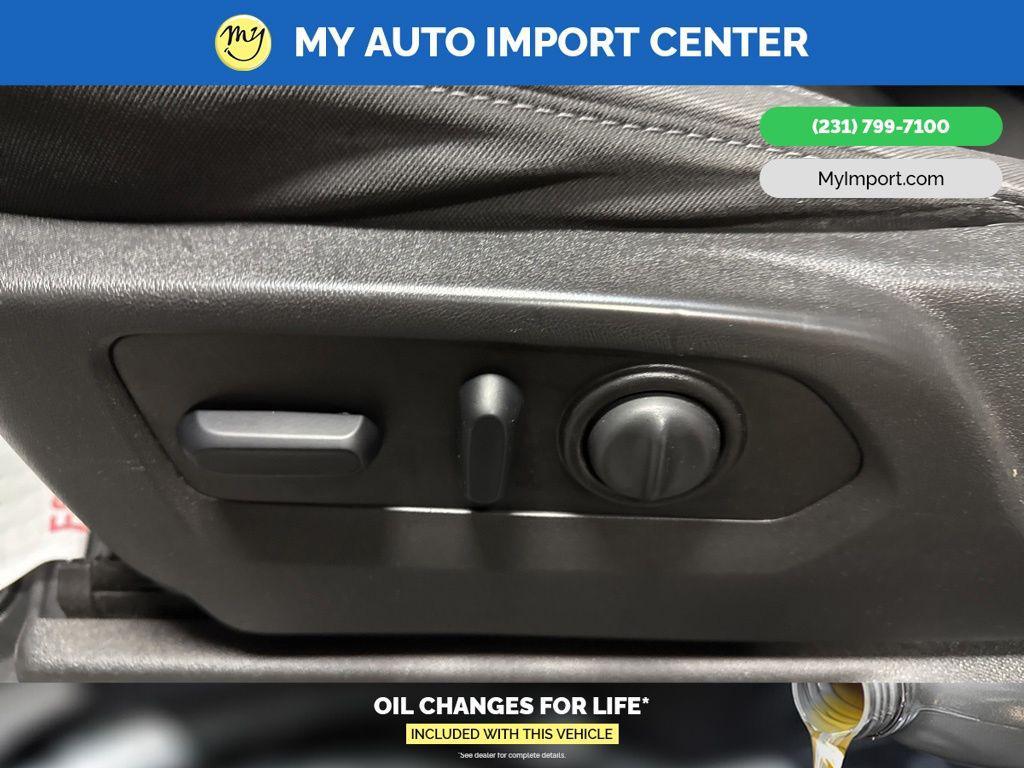 used 2022 Chevrolet Silverado 2500 car, priced at $45,383